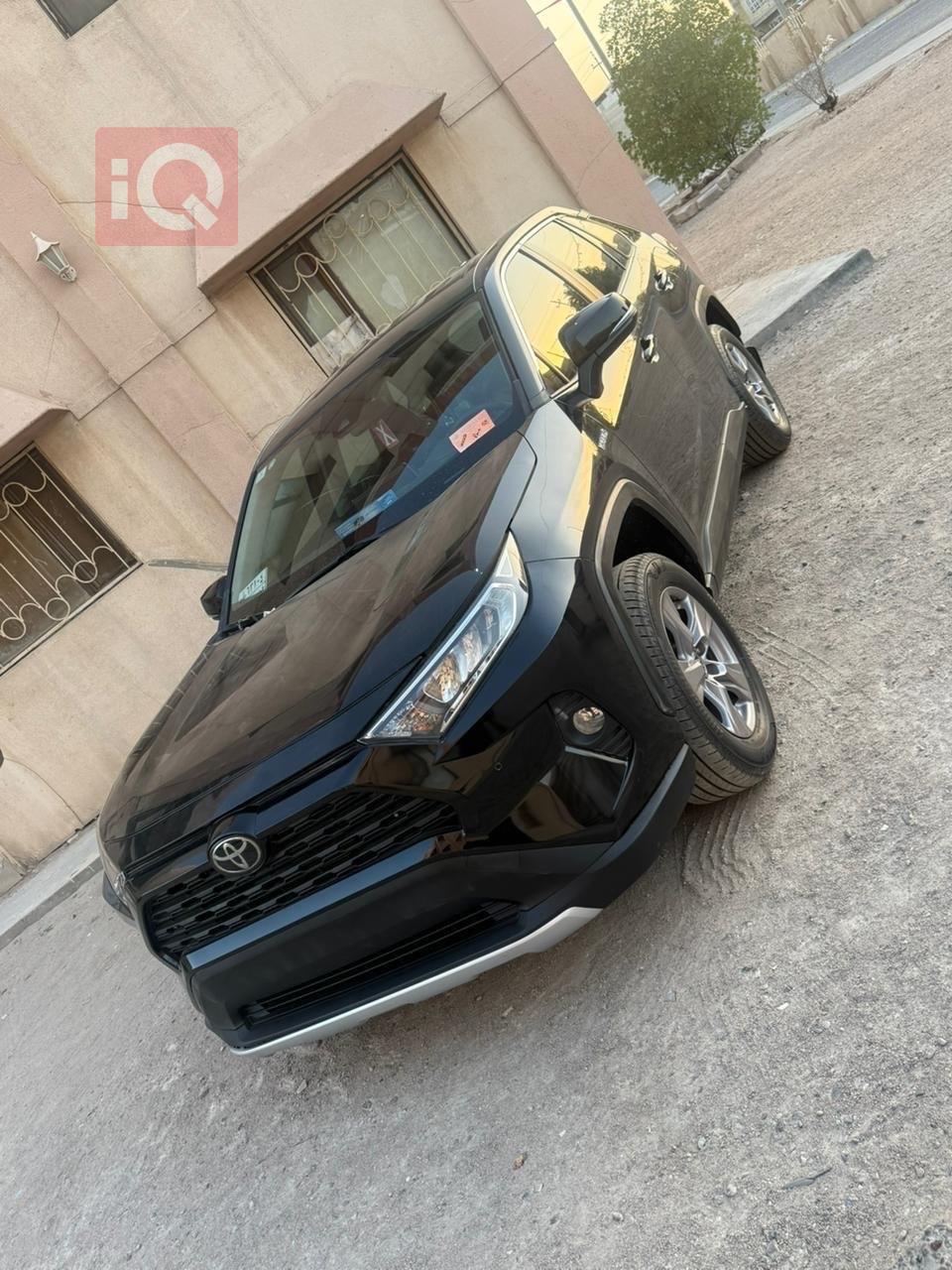 تويوتا راف 4